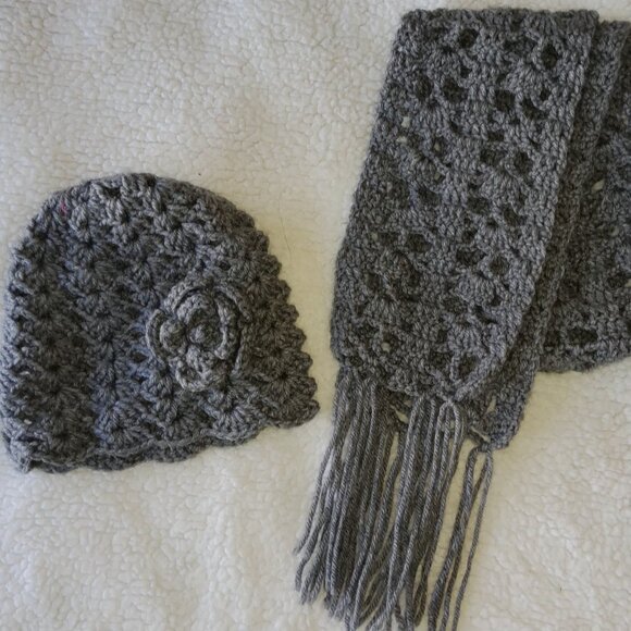 Handmade Cozy crochet hat with flower accent and matching scarf - Picture 1 of 7